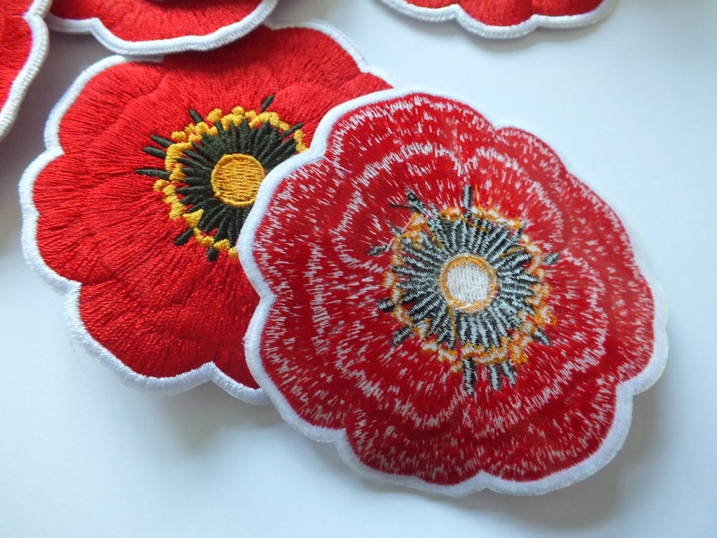 Poppy Flower Patch Embroidered Remembrance Badge Iron On Hook and Loop Poppy Flower Iron On Patch Removable Poppy Flower Patch