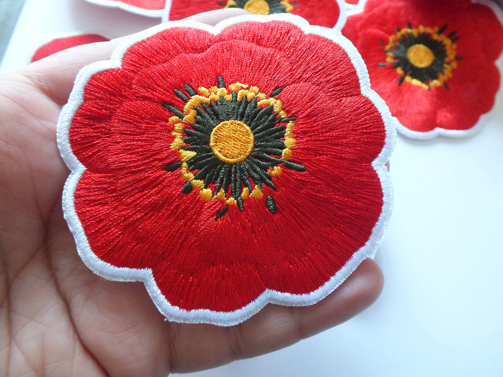 Poppy Flower Patch Embroidered Remembrance Badge Iron On Hook and Loop Poppy Flower Iron On Patch Removable Poppy Flower Patch