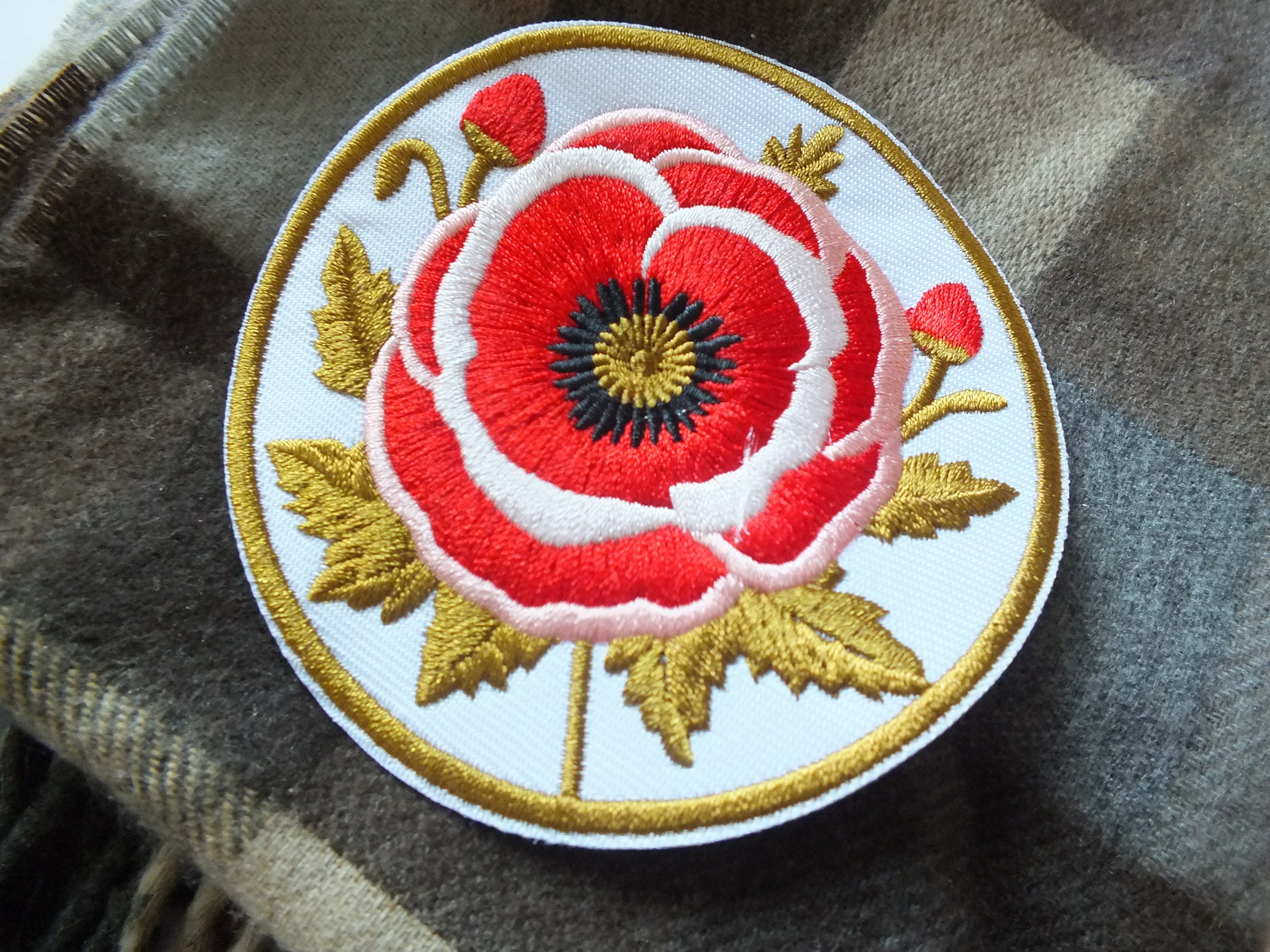 Red Poppy Patch Embroidered Round Flower Badge Iron On Hook and Loop Remembrance Poppy Patch Poppy Jacket Patch Embroidered Poppy Patch