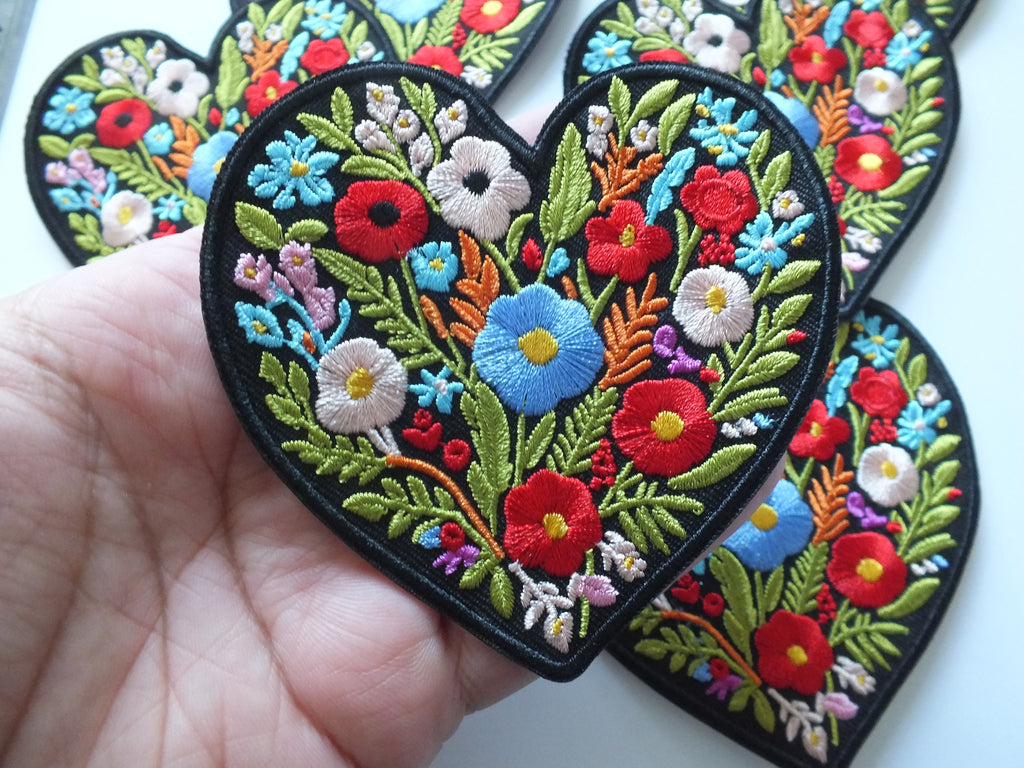 Cute Heart Flower Patch Embroidered Iron On or Hook and Loop Aesthetic Appliqué for Backpacks Jackets & DIY Projects Floral Heart Patch