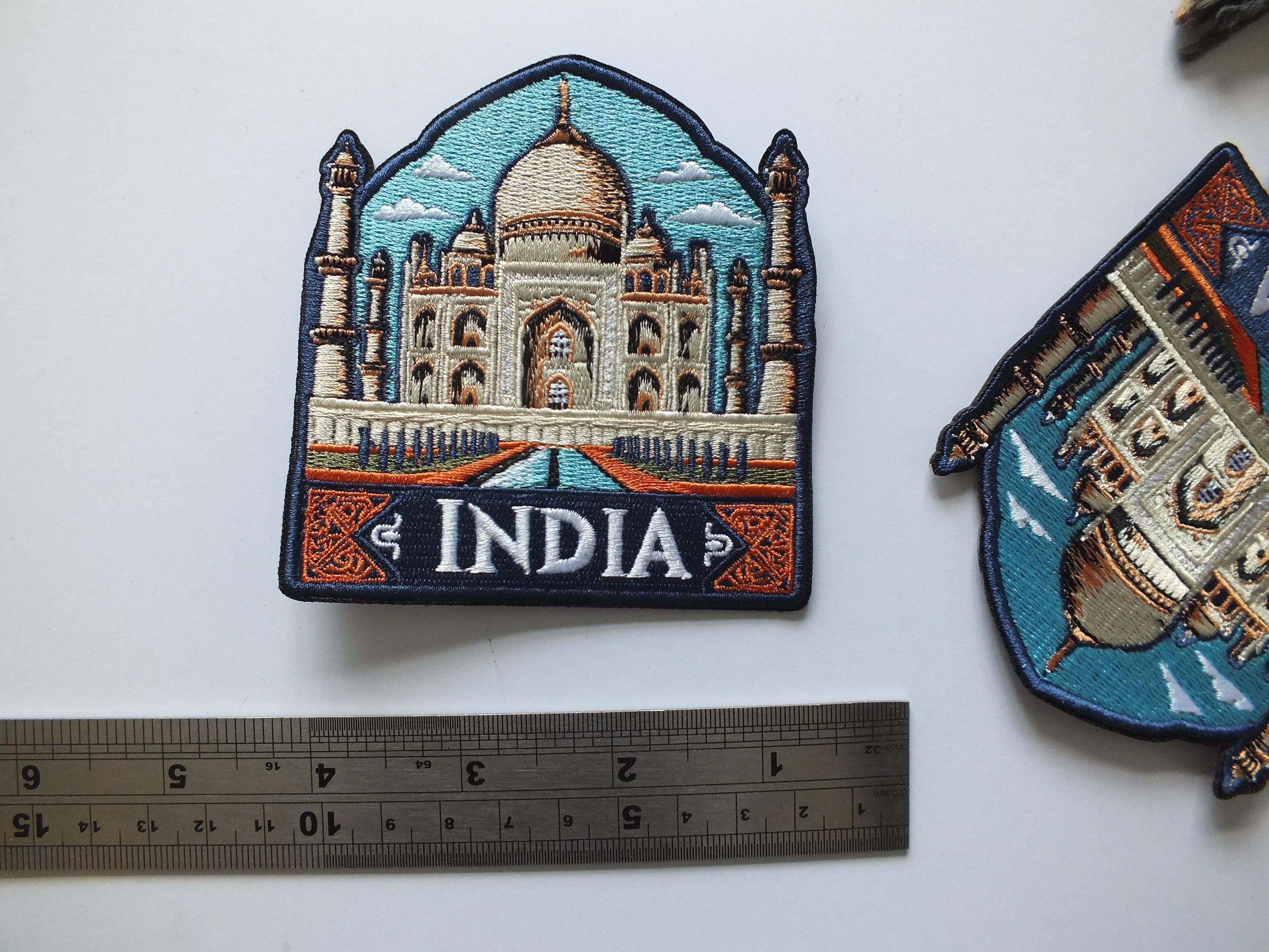 India Travel Patch Iron On Embroidered Taj Mahal Appliqué Wonder of World Travel Souvenir Patch for Jacket Backpack World City Keepsake