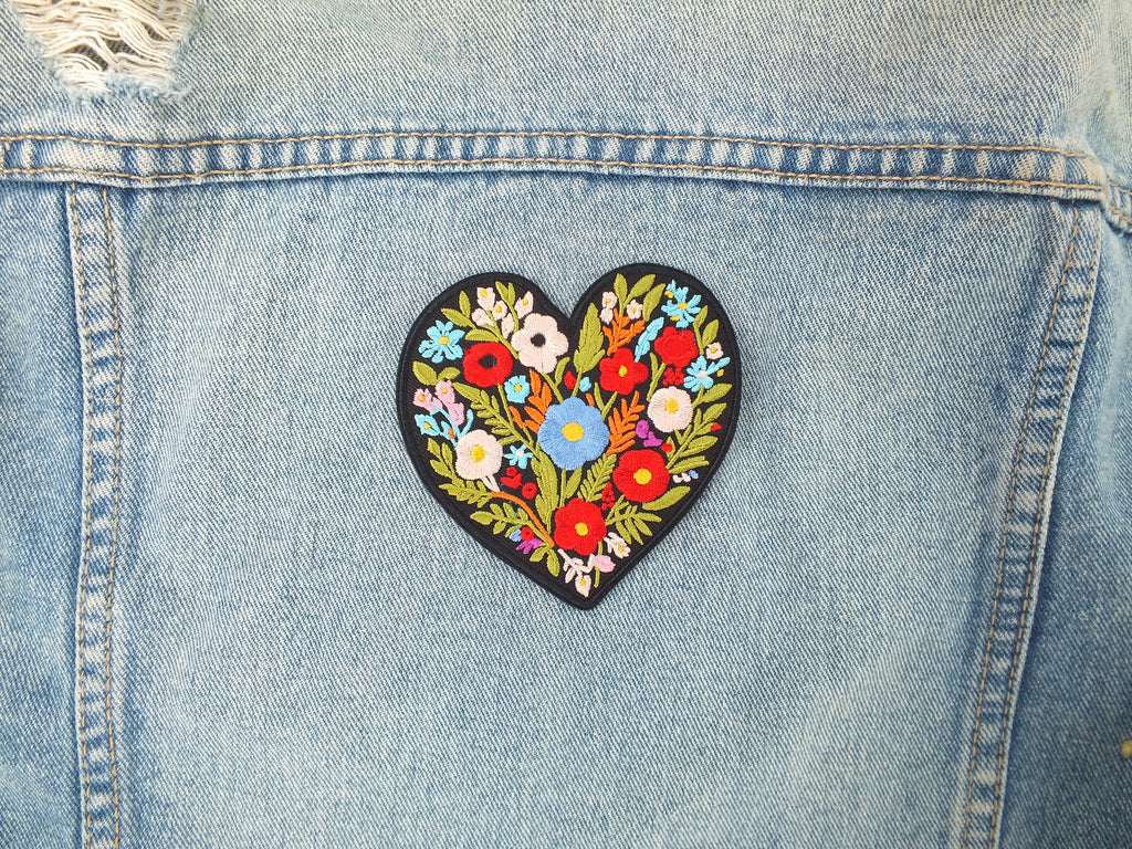 Cute Heart Flower Patch Embroidered Iron On or Hook and Loop Aesthetic Appliqué for Backpacks Jackets & DIY Projects Floral Heart Patch
