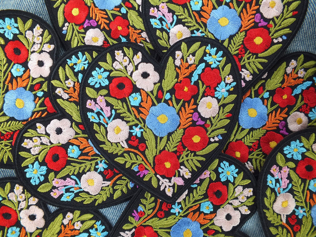 Cute Heart Flower Patch Embroidered Iron On or Hook and Loop Aesthetic Appliqué for Backpacks Jackets & DIY Projects Floral Heart Patch