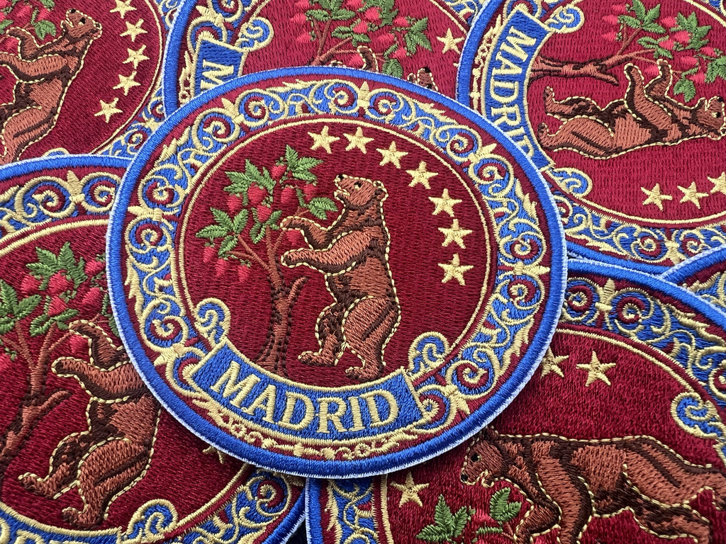 Madrid Bear Patch Embroidered Strawberry Tree Badge Hook and Loop Spanish Travel Accessory Gift Traveler Sew On Denim Travel Jacket Patch